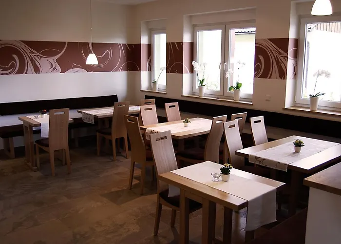 Weingut Und Gastehof Borst